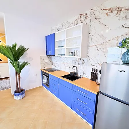 204 Azure Gold Panoramic Sea View