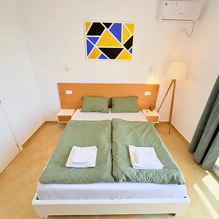 204 Azure Gold Panoramic Sea View